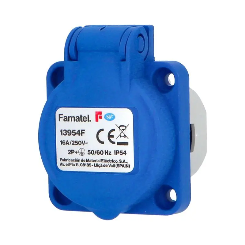 FAMATEL Zásuvka 230V/16A IP54 vestavná Novinka