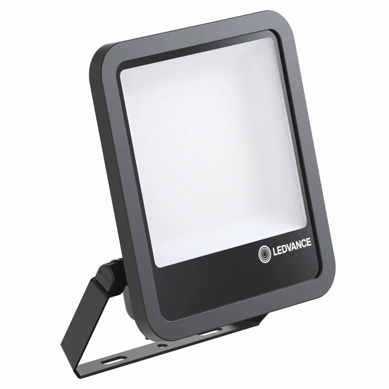 LED reflektor LEDVANCE FLOODLIGHT 150 P 83W/100W 830 PS SY100 3000K 140W 14000lm/11670lm černá Nejlepší Volba