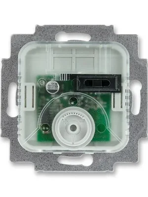 2CKA001032A0514 Přístroj termostatu s otočným ovladačem, 10 A (4 AX) Cenový Hit